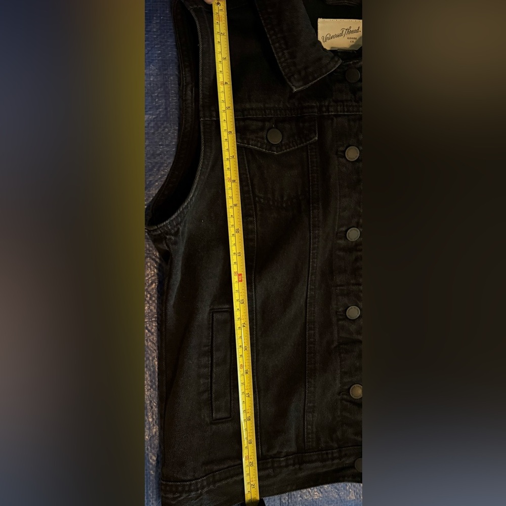 Universal Thread Size Medium Charcoal Black Denim Vest - Picture 11 of 12